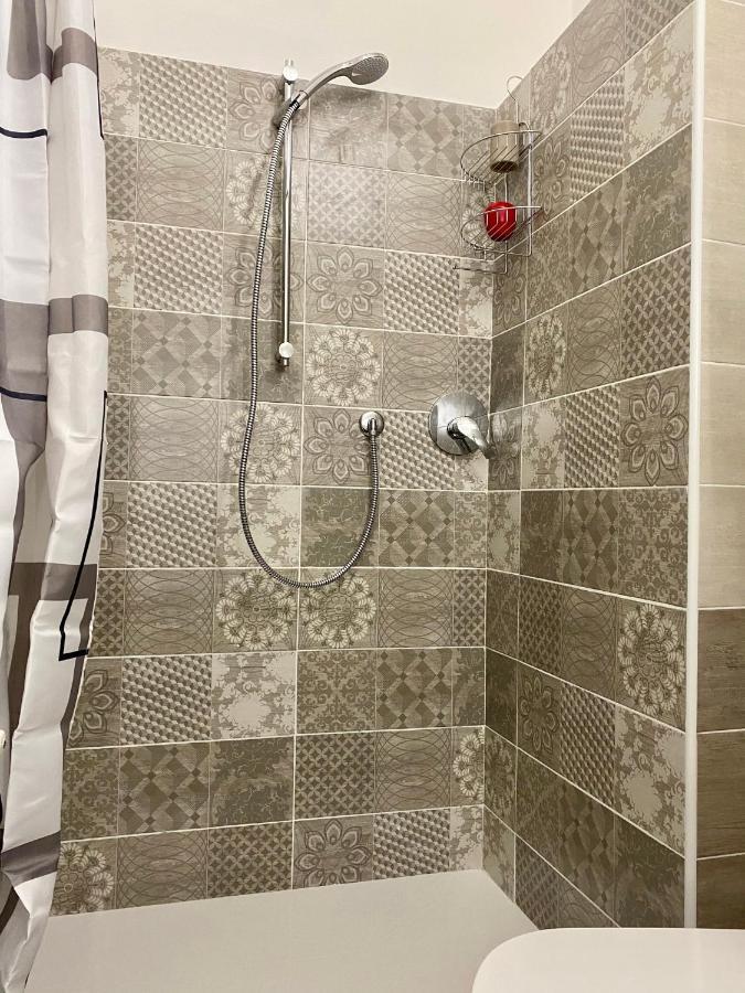 Aparthotel Residenza Cappuccini Peschiera del Garda Exterior foto
