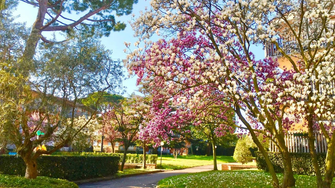 Aparthotel Residenza Cappuccini Peschiera del Garda Exterior foto