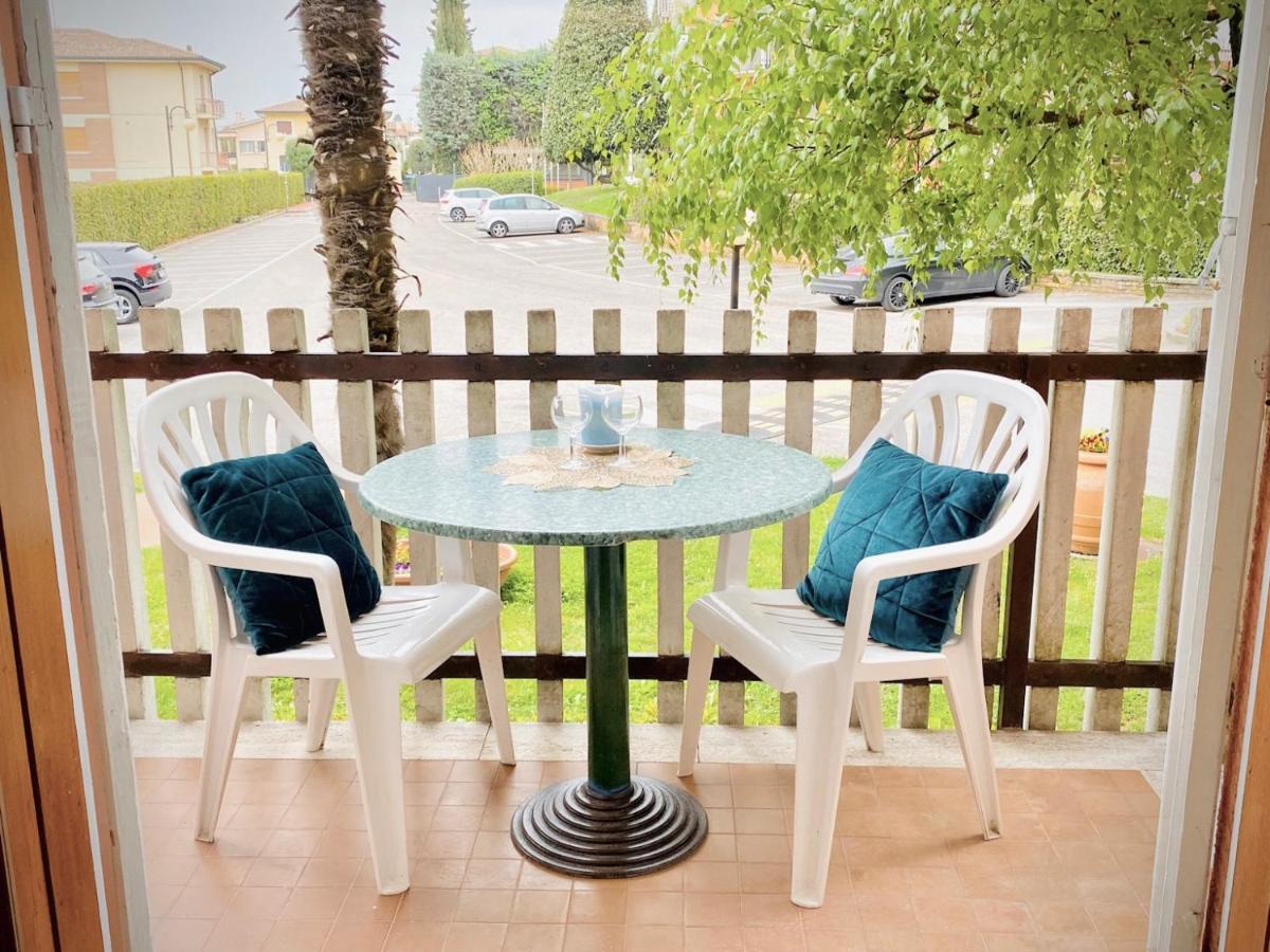 Aparthotel Residenza Cappuccini Peschiera del Garda Exterior foto