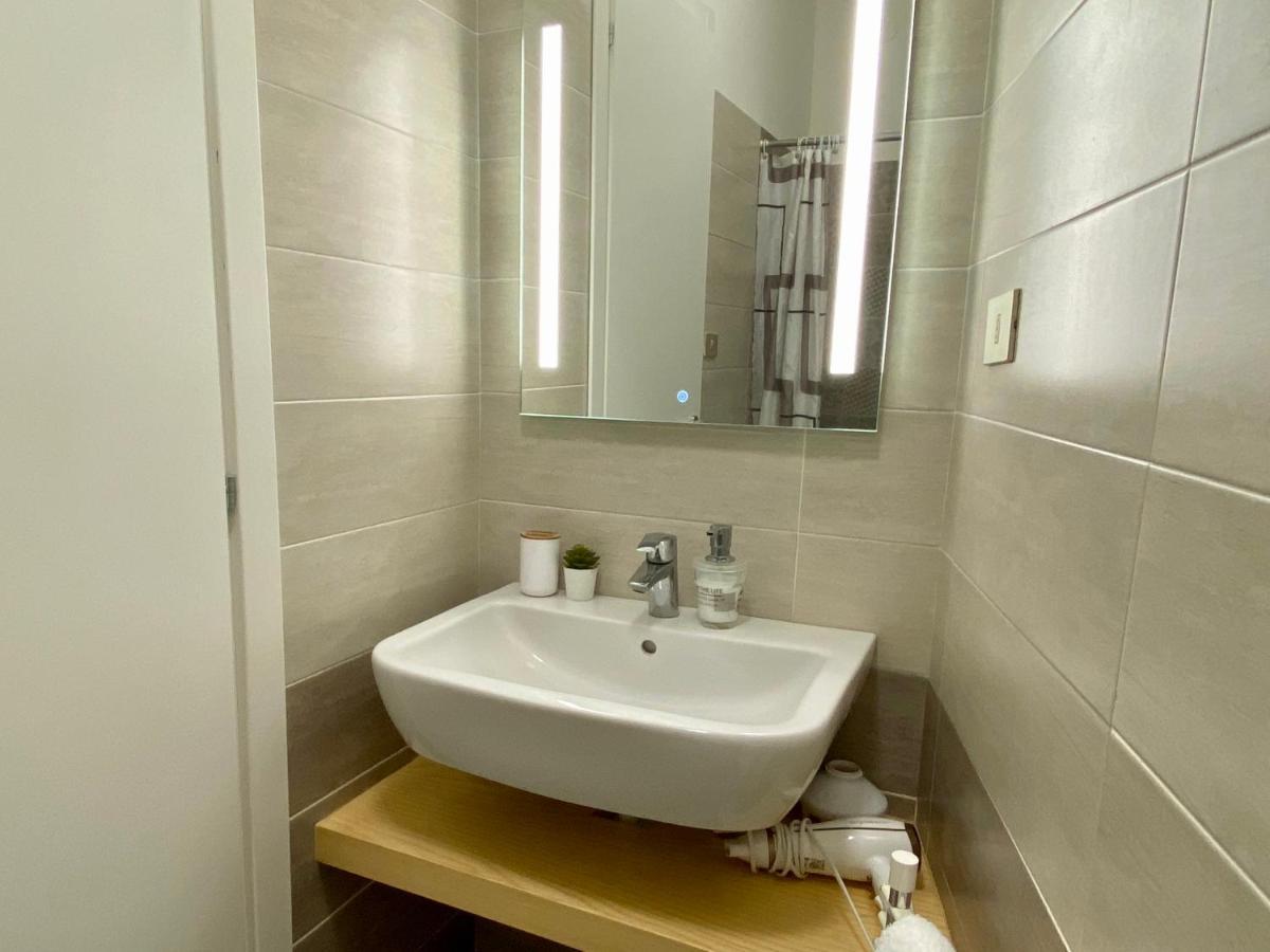 Aparthotel Residenza Cappuccini Peschiera del Garda Exterior foto