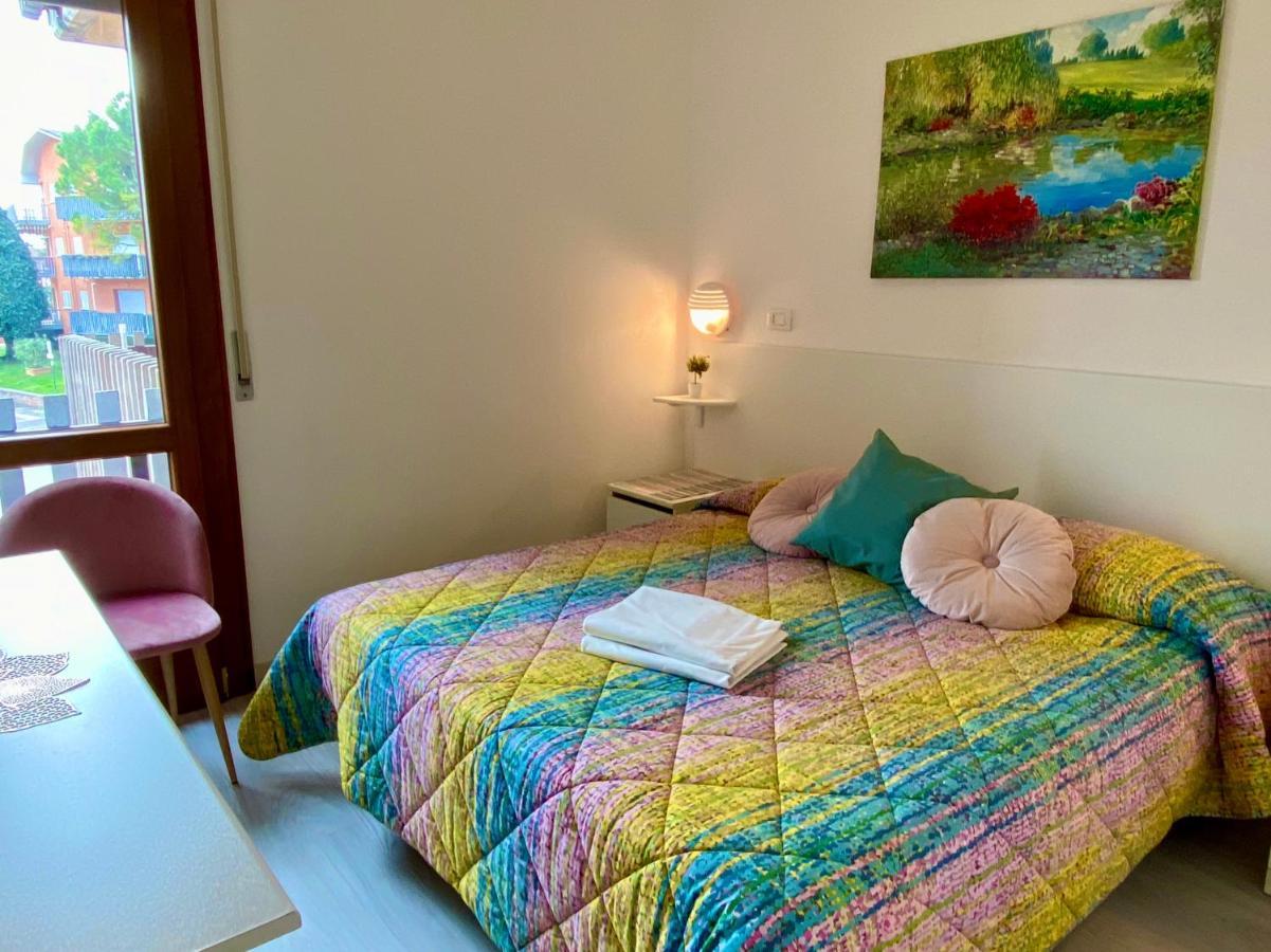 Aparthotel Residenza Cappuccini Peschiera del Garda Exterior foto