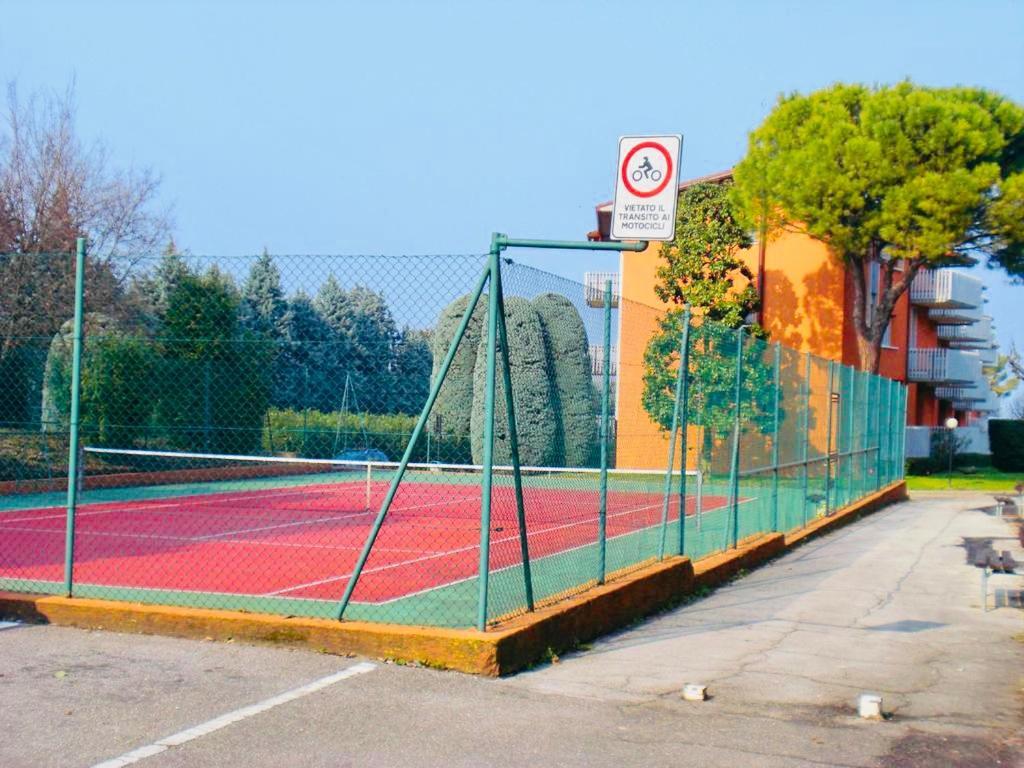 Aparthotel Residenza Cappuccini Peschiera del Garda Exterior foto