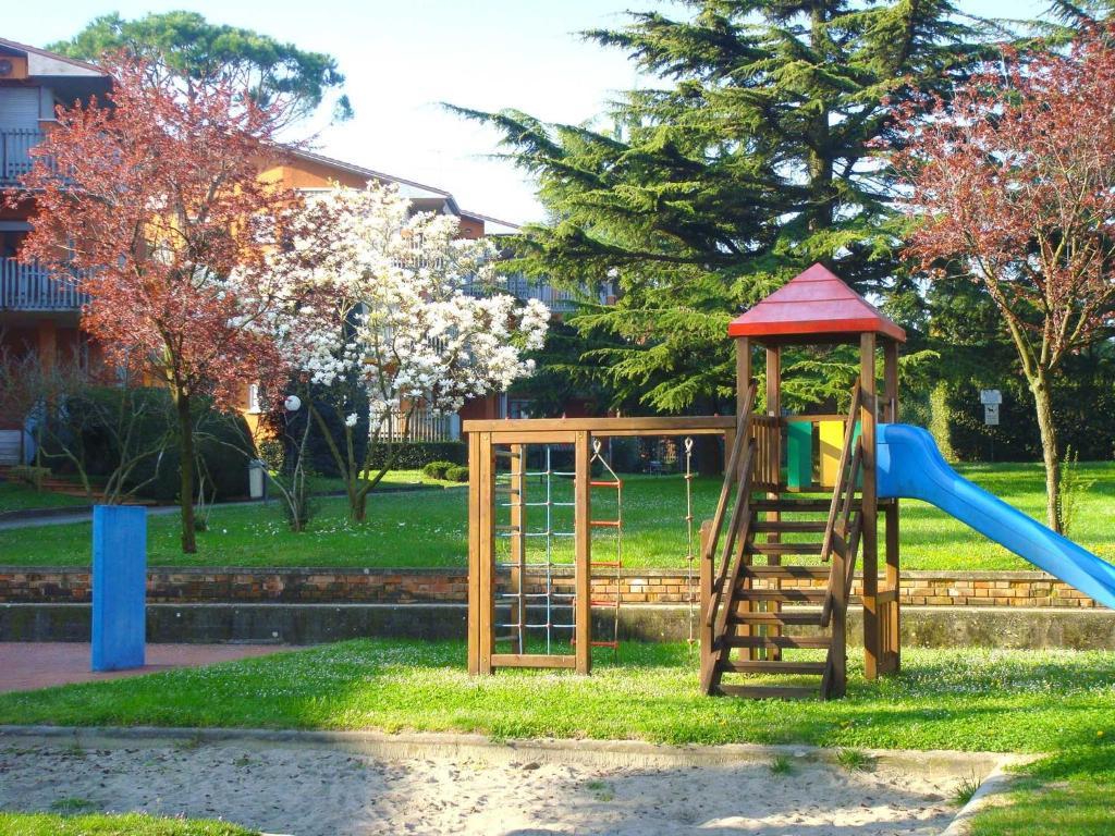 Aparthotel Residenza Cappuccini Peschiera del Garda Exterior foto