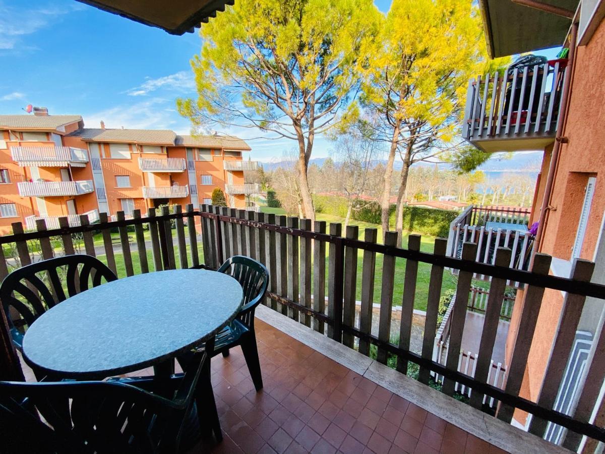Aparthotel Residenza Cappuccini Peschiera del Garda Exterior foto