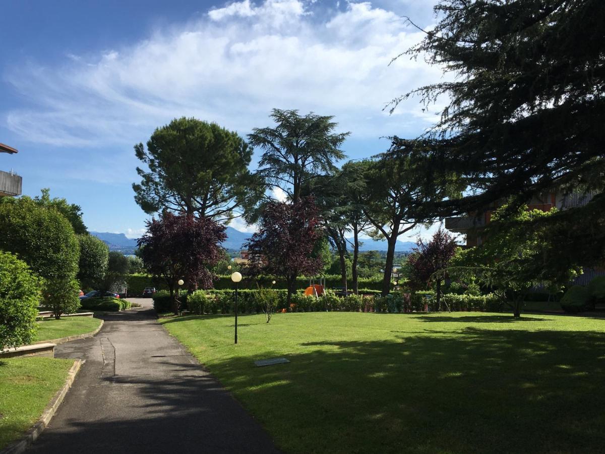 Aparthotel Residenza Cappuccini Peschiera del Garda Exterior foto